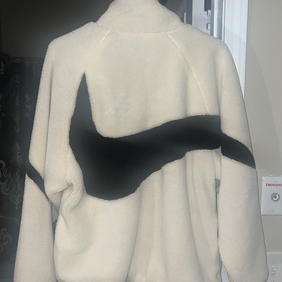Nike reversible Boa fleece jacket - Picture 3 of 3